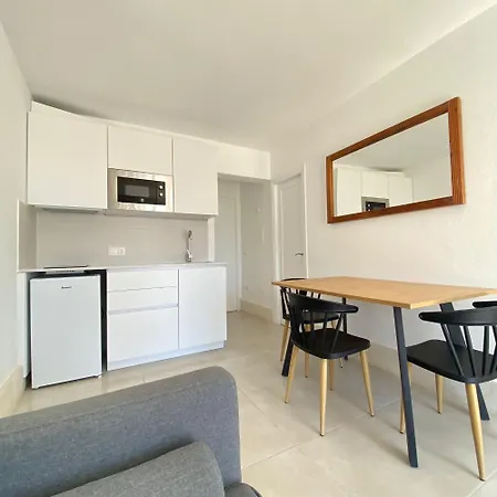 Xoriguer -apartamento Con Piscina Junto La Playa *