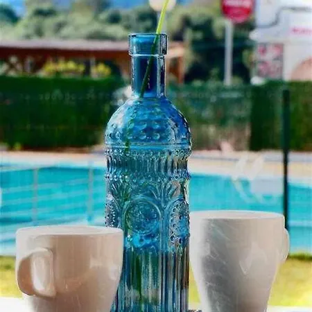 Lägenhet Xoriguer -apartamento Con Piscina Junto La Playa