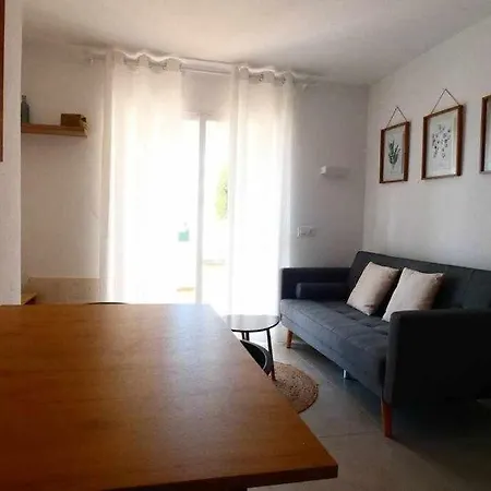 Lägenhet Xoriguer -apartamento Con Piscina Junto La Playa